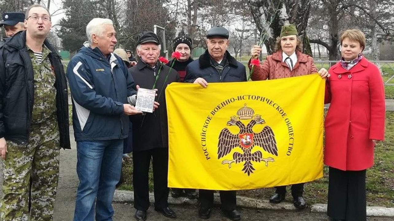 Школа № 14 имени Героя Советского Союза Александра Матвеевича Матросова присоединилась к проекту «Парта Героя».jpg