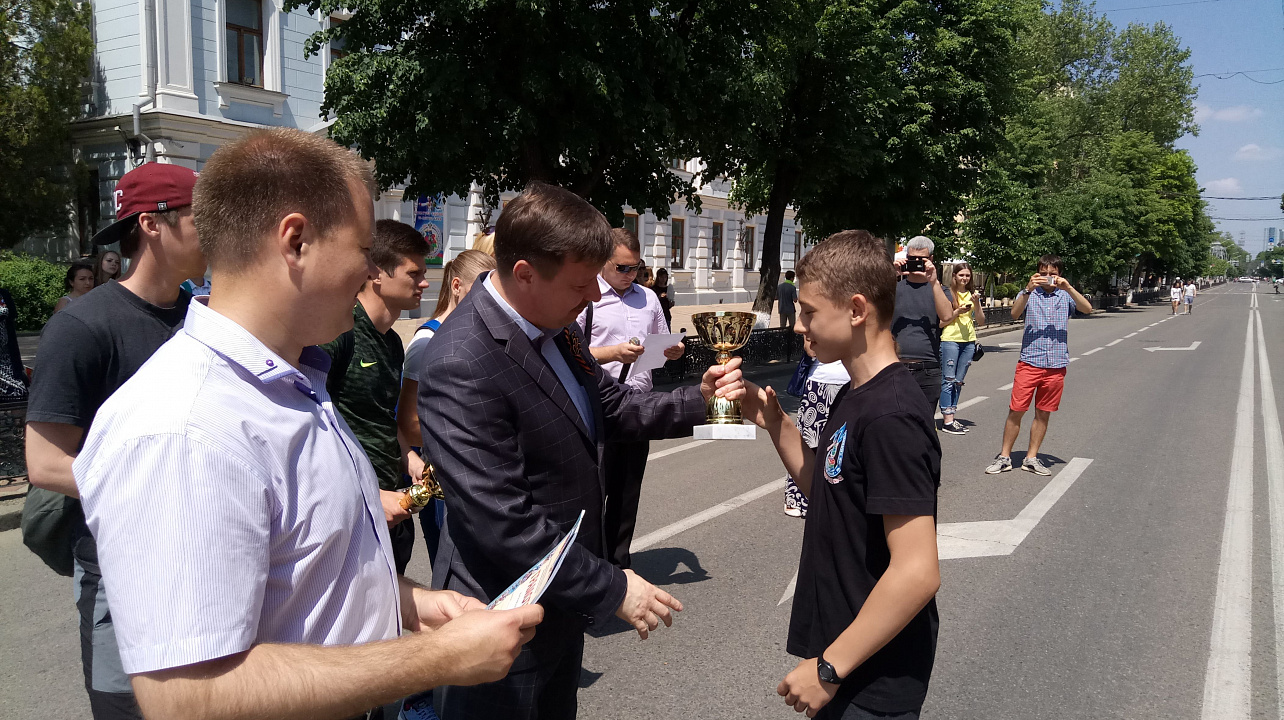 В Краснодаре прошла Всекубанская эстафета «Спортсмены Кубани — в ознаменование Победы в Великой Отечественной войне 1941–1945 годов»