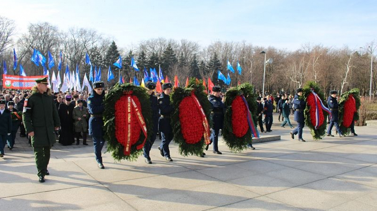 Жители Центрального округа приняли участие в торжественном митинге, посвященном освобождению Краснодара от немецко-фашистских захватчиков