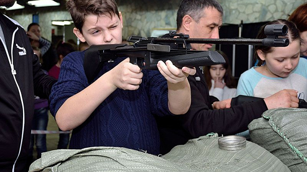 Учащиеся младших классов лицея №64 побывали в музее воинов-интернационалистов