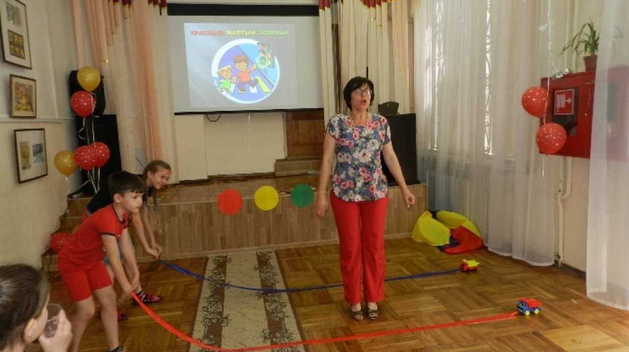 В библиотеке им. Н. А. Некрасова прошла литературно-игровая программа