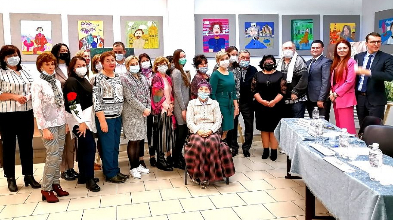 В конференции «Инклюзивное образование, через искусство и культуру» Краснодар представил Павел Снаксарёв.jpg