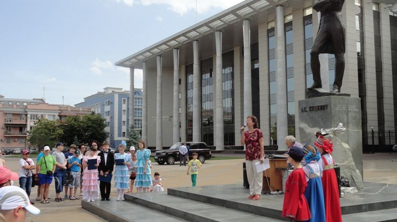 В Центральном округе прошло мероприятие «Ко мне не зарастет народная тропа»