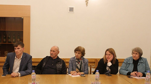 Итоги реализации проекта «Безопасные и качественные дороги» этапа 2018 г. обсудили в Общественной палате Краснодара