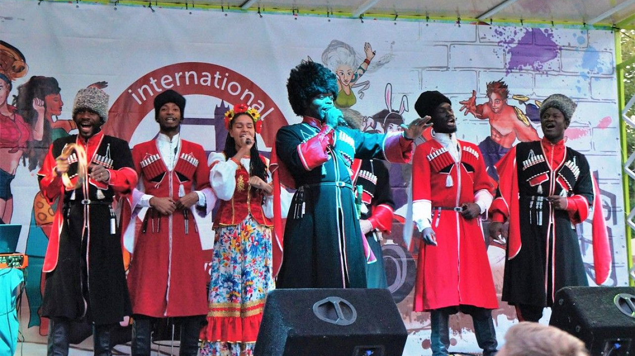 В парке Западного округа прошел фестиваль социальной дипломатии