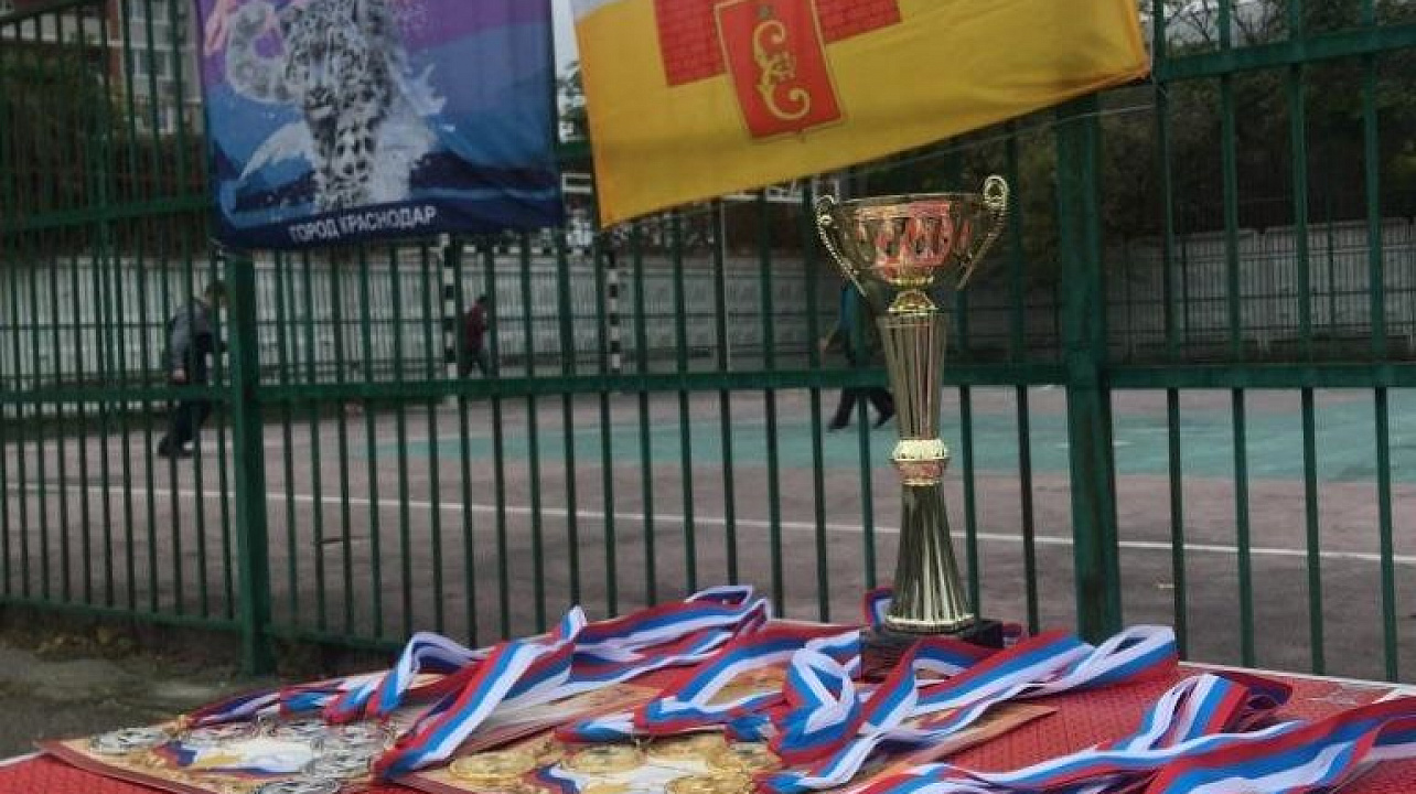 В школе № 55 прошло первенство по спортивному туризму