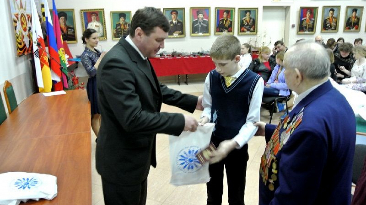 Очередное торжественное вручение паспортов прошло в Выставочном зале Боевой Славы