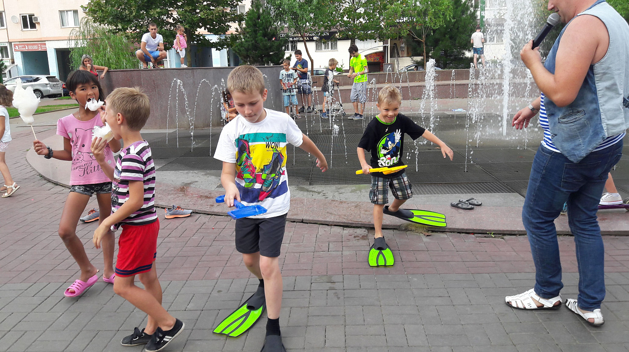 В Юбилейном микрорайоне провели День Нептуна