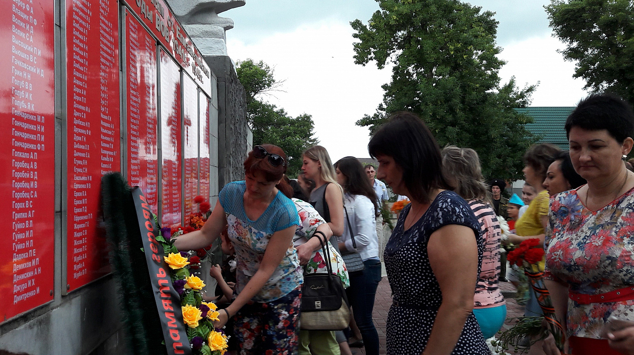 В День памяти и скорби в Елизаветинской почтили память погибших