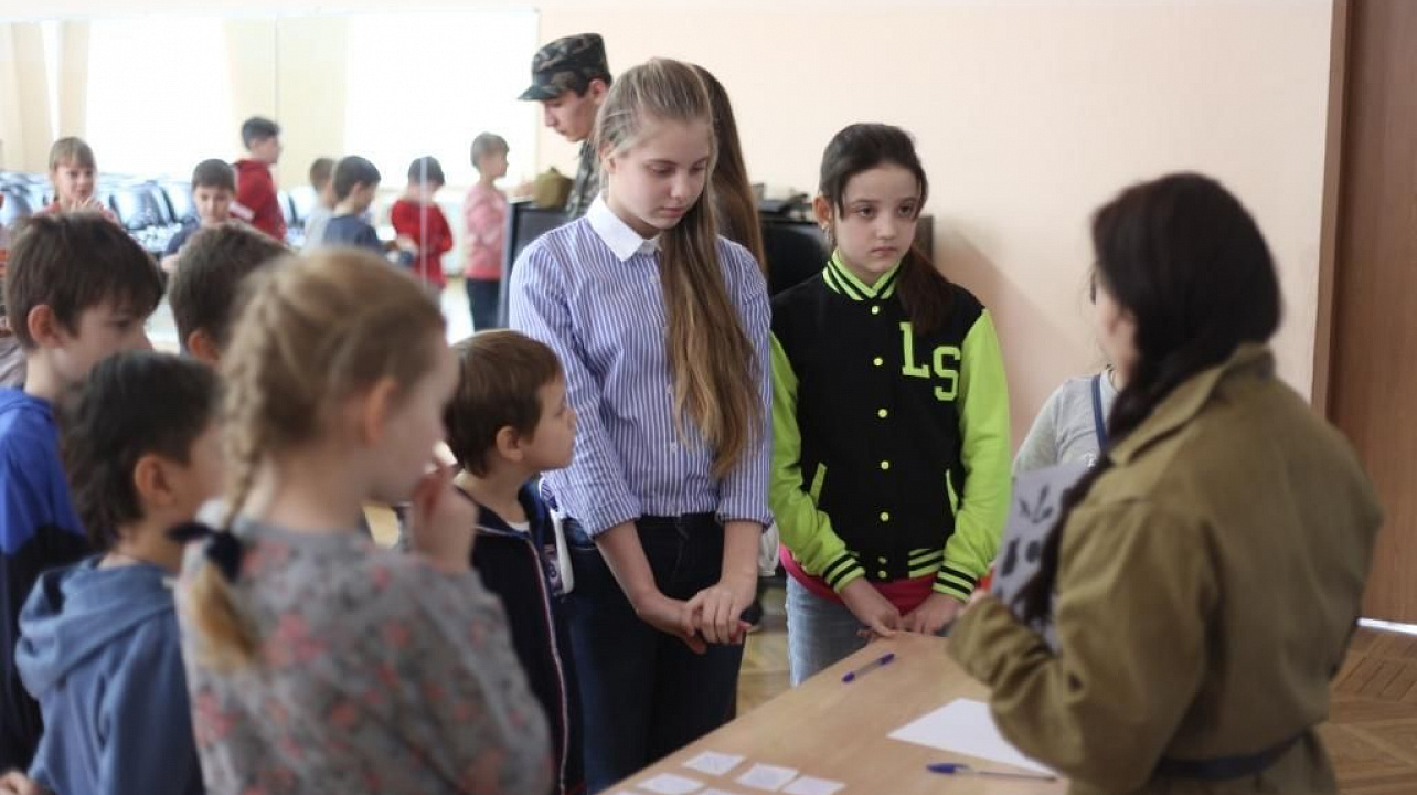 «Курс молодого бойца» провели в Западном округе