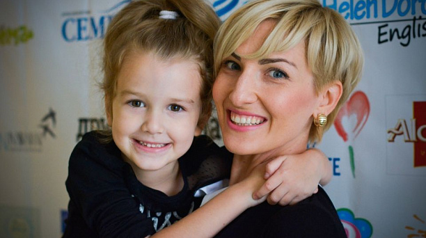 В Краснодаре впервые прошёл модный показ с участием непрофессиональных моделей «Дорогая мама»