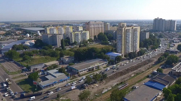 На месте магазинов и СТО в Комсомольском микрорайоне Краснодара создадут прогулочную аллею