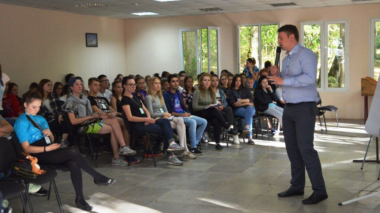 Члены молодёжного Совета приняли участие в молодёжном форуме «Платформа будущего»