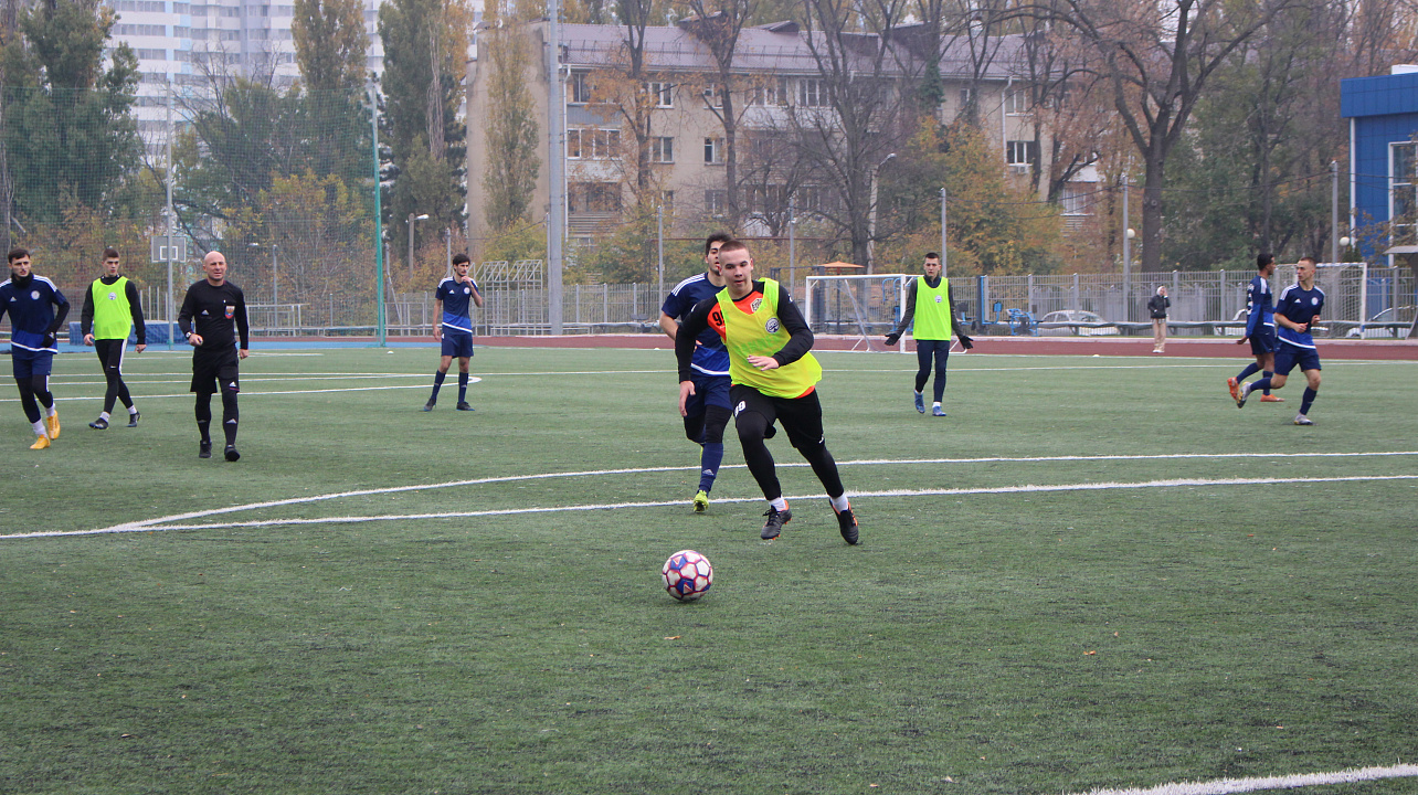 Завершился футбольный матч 8х8 среди студенческих команд  