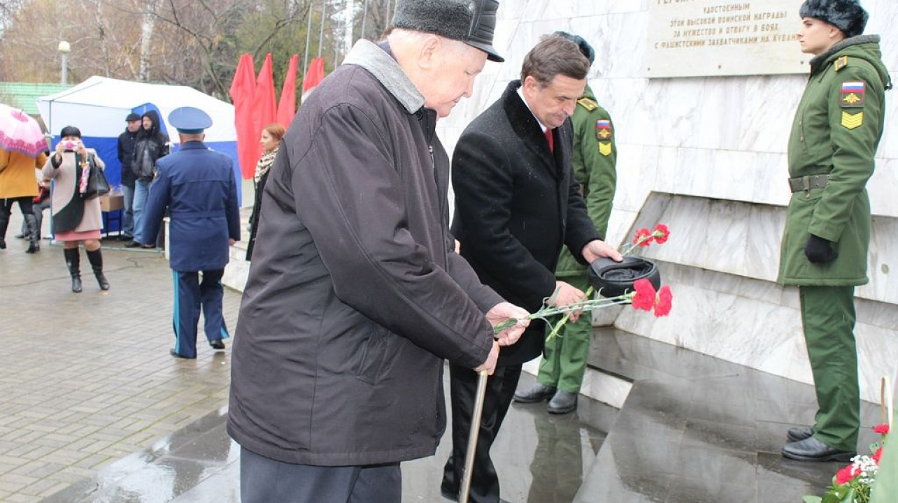 В Западном округе прошло торжественное мероприятие ко дню Героев Отечества