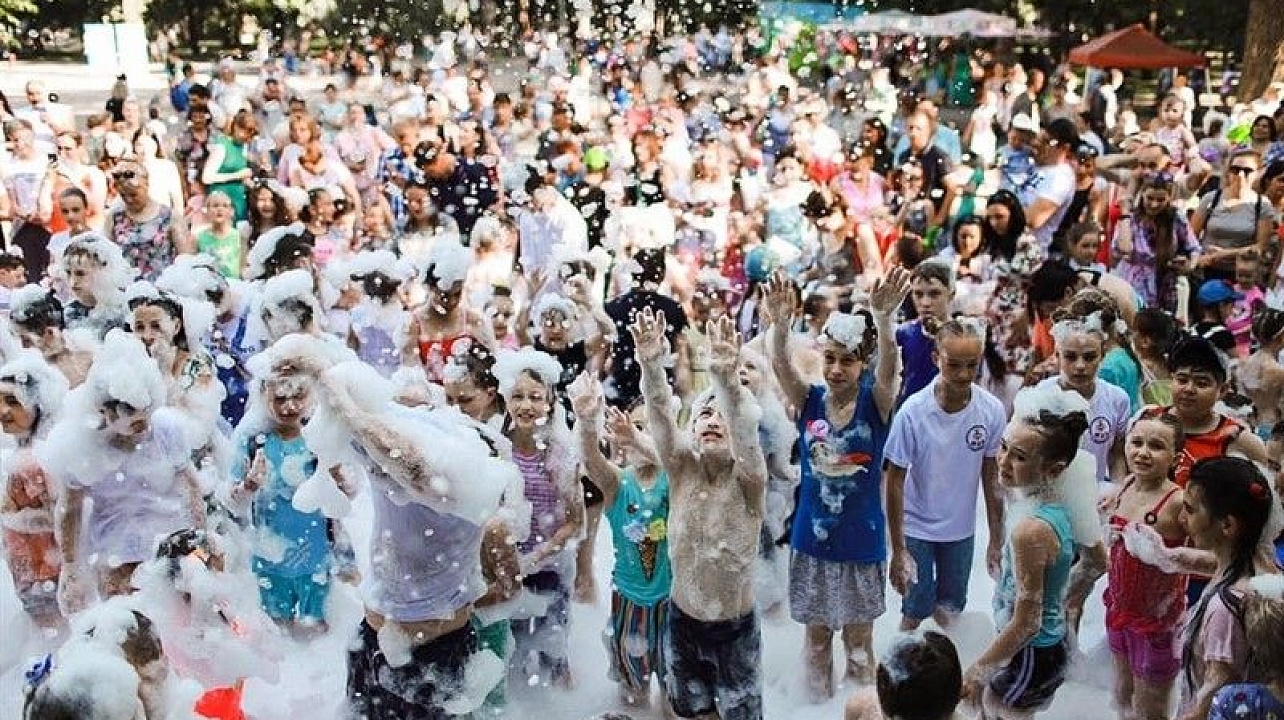В Международный День защиты детей в Краснодаре прошел Фестиваль многодетных семей Краснодара «Моя большая семья».jpg