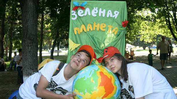 В Прикубанском округе прошла акция ко Дню молодежи и Всемирному дню борьбы с наркотиками