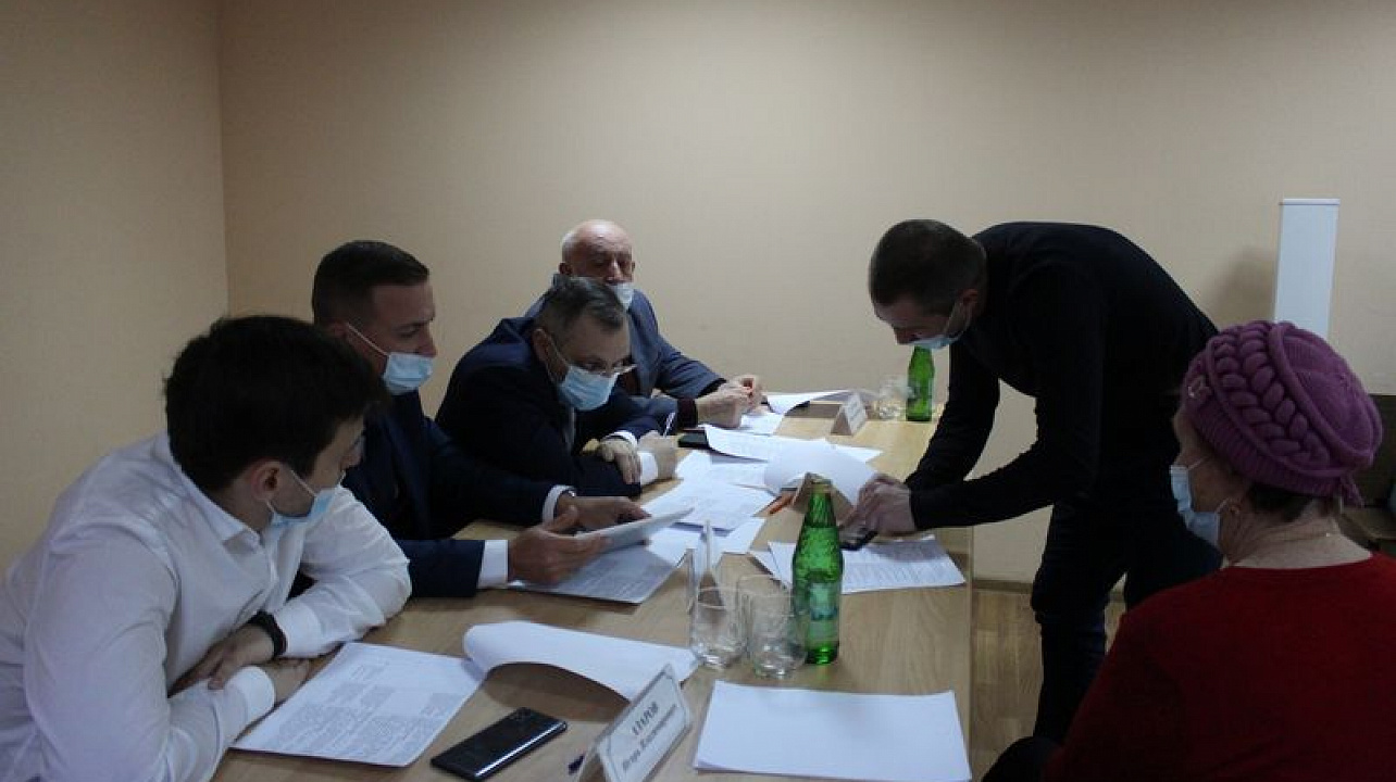 Первый заместитель главы администрации Центрального округа Сергей Громыко провел приём руководителей органов ТОС