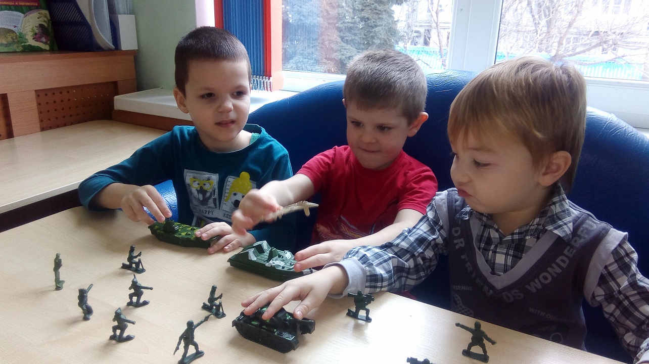 В детском саду Западного округа узнали о «Дороге жизни»