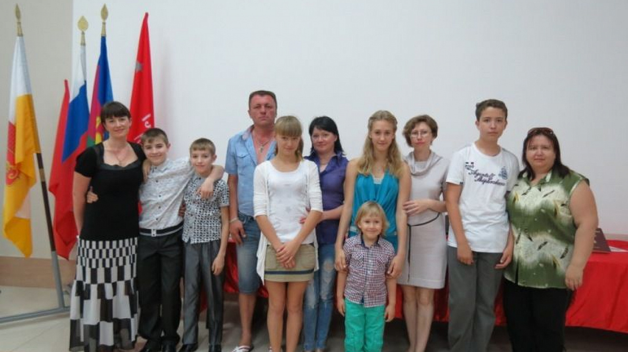 14-летним гражданам Западного округа вручили паспорта