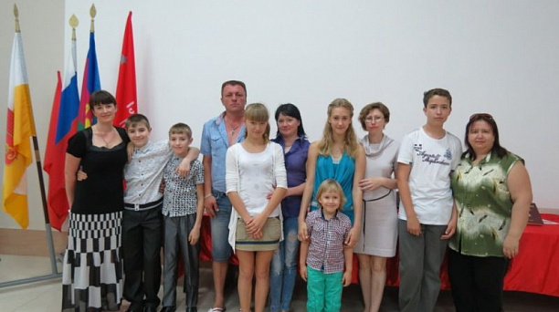 14-летним гражданам Западного округа вручили паспорта