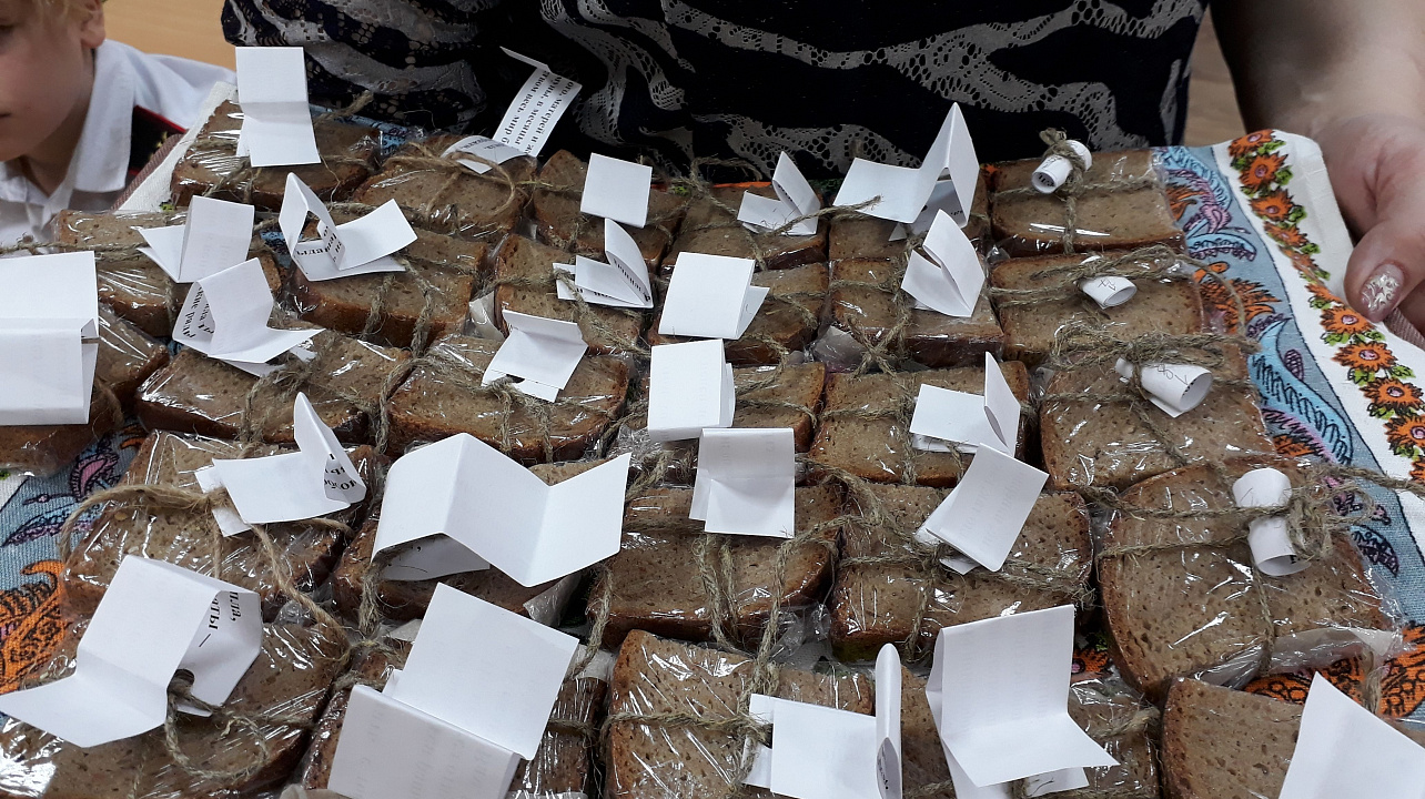 Казачатам рассказали о ценности блокадного хлеба