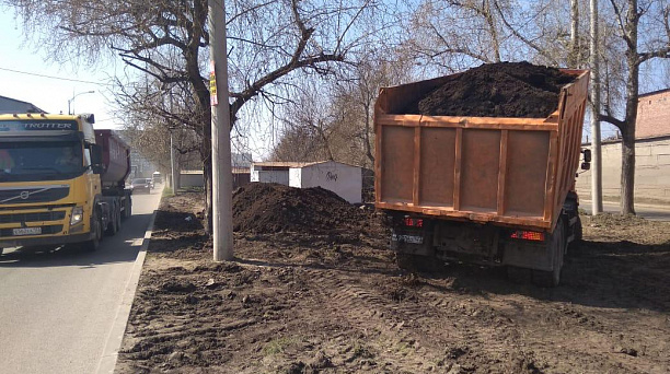 В Краснодаре благоустраивают въездной маршрут в город по ул. Уральской