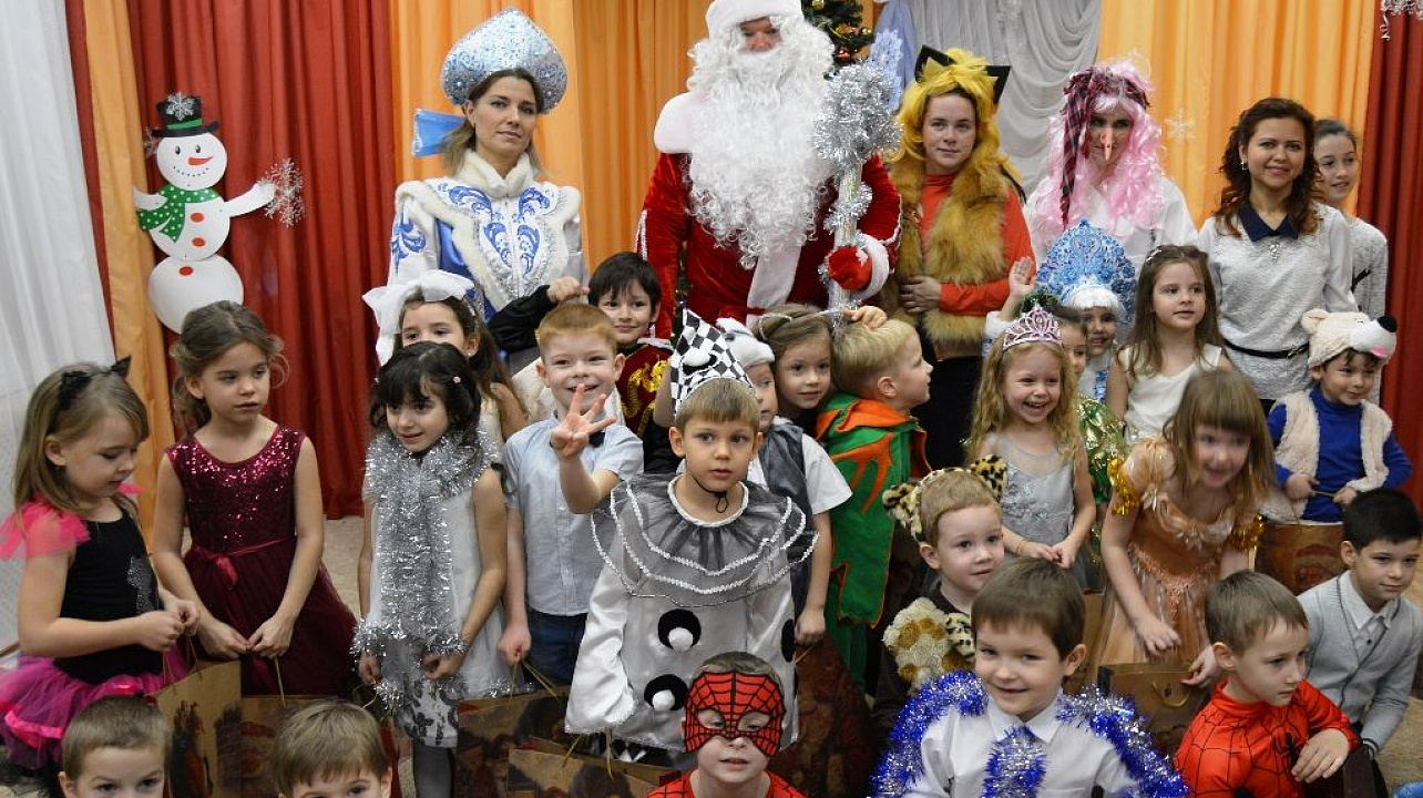 В Детском саду № 11 прошли новогодние представления