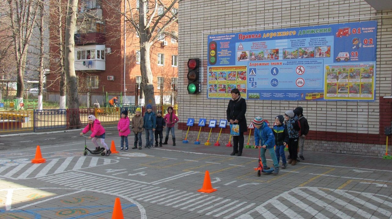 В детском саду Западного округа прошли профилактические мероприятия по правилам дорожного движения