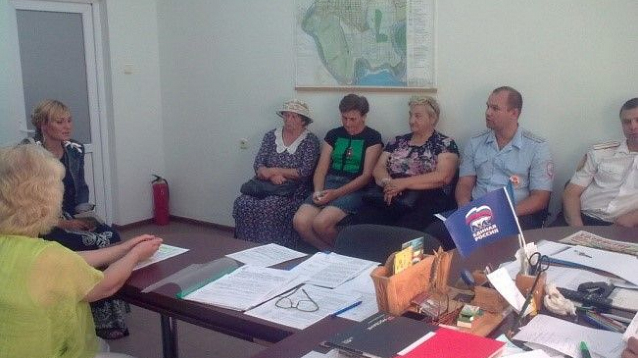 В станице Елизаветинской состоялось заседание  Совета по профилактике правонарушений