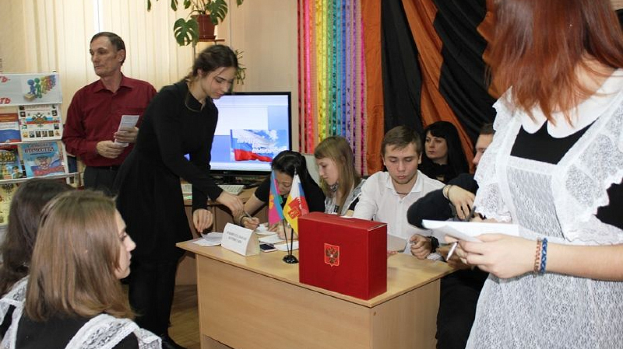 Правовая игра «О выборах хочу все знать!» в библиотеке им. В.Б.Бакалдина