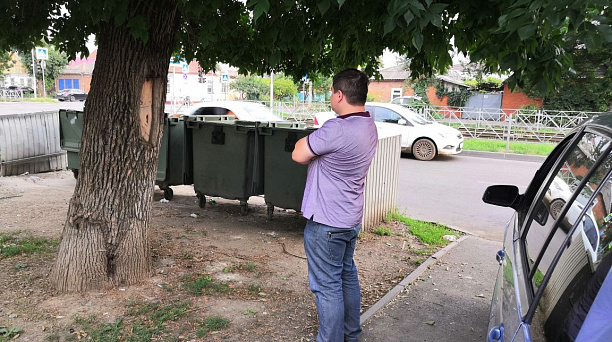 В Западном округе созданы мобильные группы для пресечения нарушений Правил благоустройства
