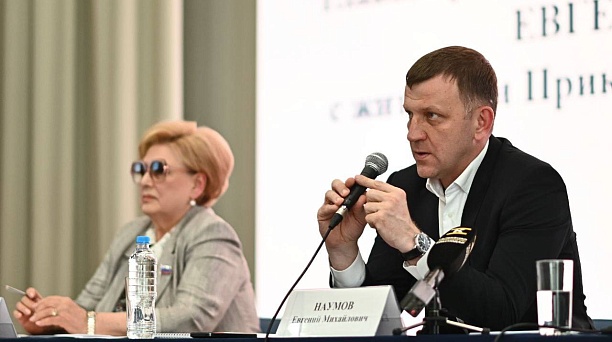 Евгений Наумов: Впервые нам удалось организовать такой объемный диалог населения, застройщиков и управляющих компаний