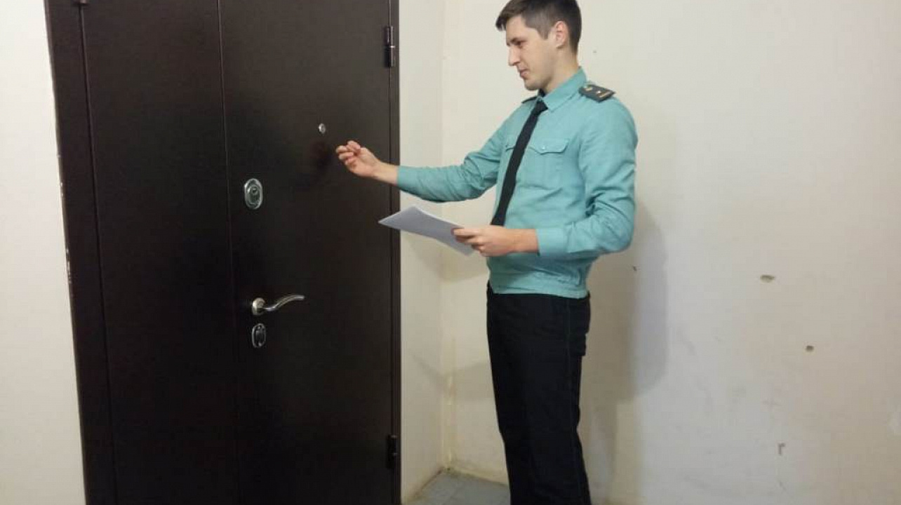 В Западном округе продолжается профилактическая работа с налоговыми должниками