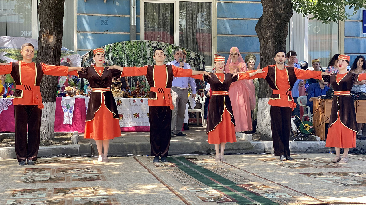 Национально-культурные объединения отпраздновали День России (15).jpg