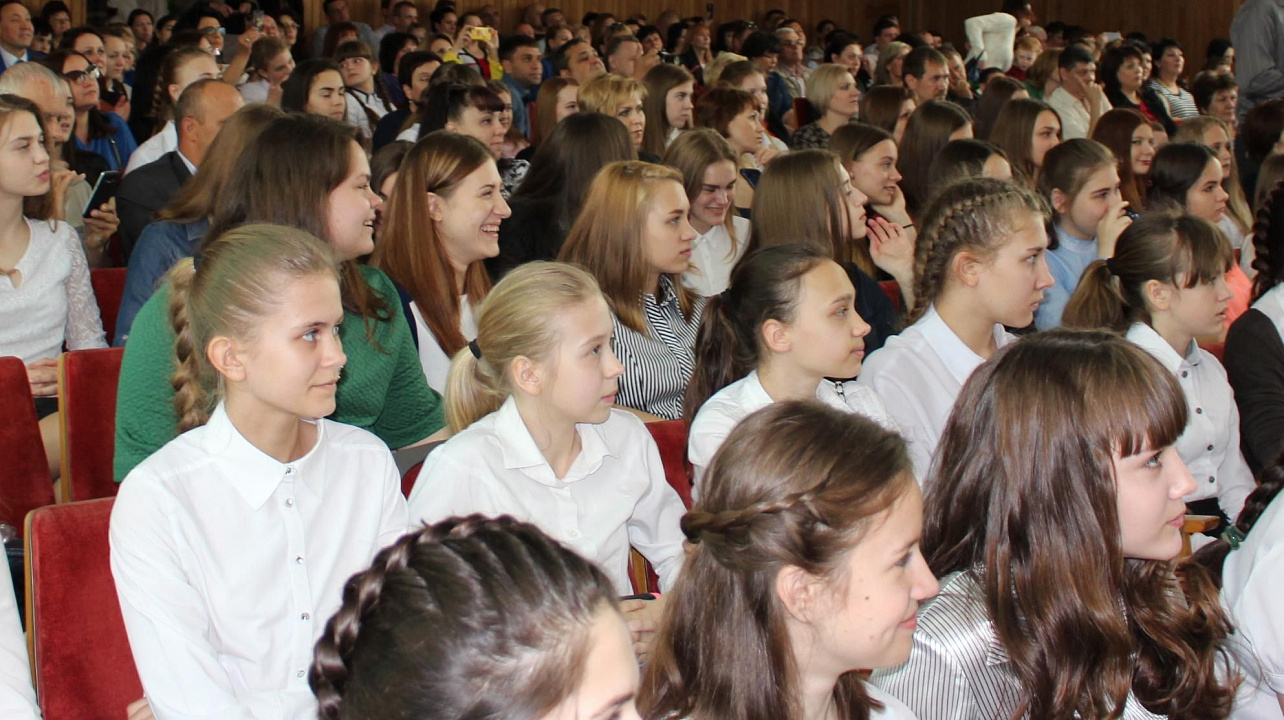 Евгений Первышов поздравил гандболистов Краснодара с победами