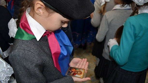 Посвящение в казачата под сводами храма