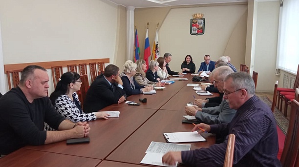 Консультативный совет по развитию институтов гражданского общества: Работа в комитетах 