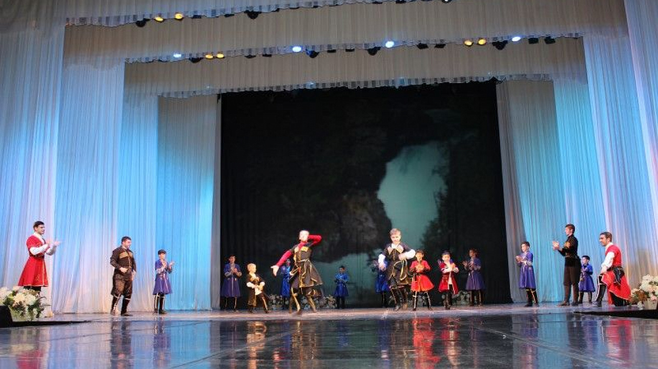 Более тысячи гостей и участников собрал Краснодарский городской молодёжный фестиваль (7).JPG