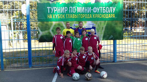 В Краснодаре продолжается турнир по мини-футболу на Кубок главы