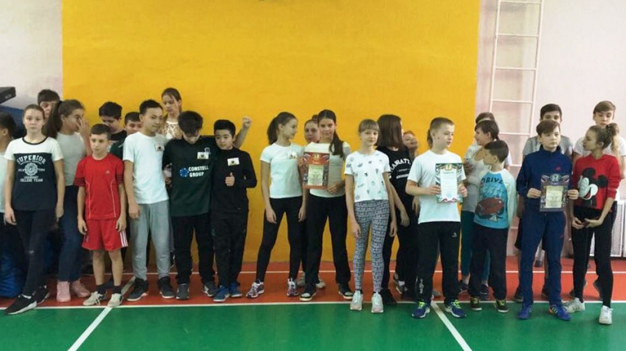 В Западном округе прошли Рождественские «Веселые старты»