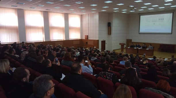 В Западном округе  продолжается работа по упорядочению рекламы в потребительской сфере