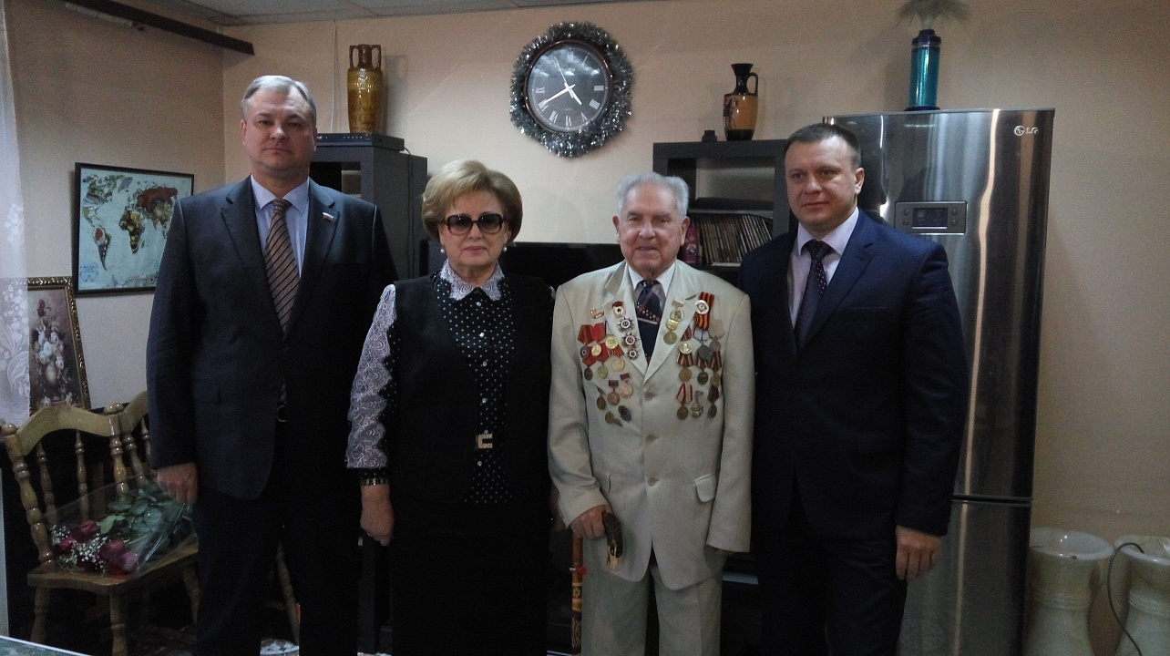 В Западном округе поздравили освободителей Краснодара Дмитрий Шлыков