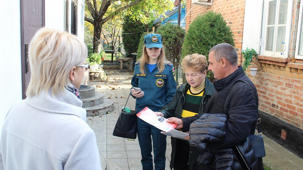 Жителям частного сектора Западного округа напомнили о правилах пожаробезопасности