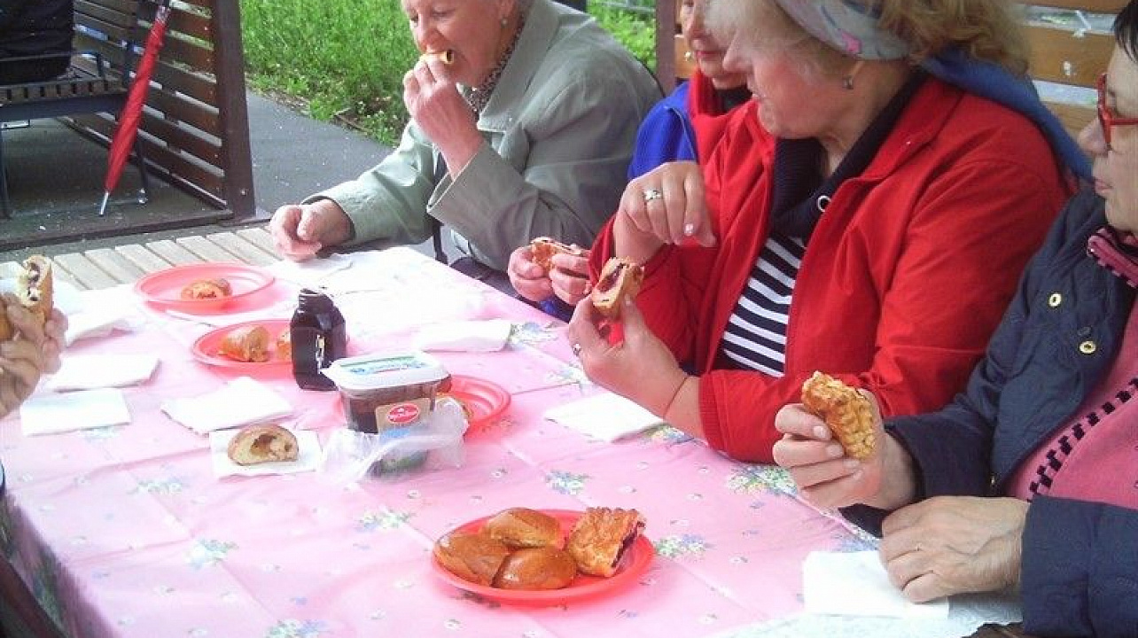 Под руководством Ольги Клименко продолжает работу кулинарный кружок.jpg