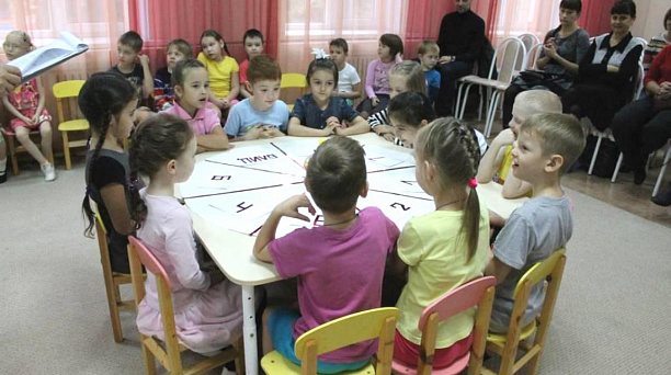 В детском саду Западного округа прошла интеллектуальная игра «Что? Где? Когда?»