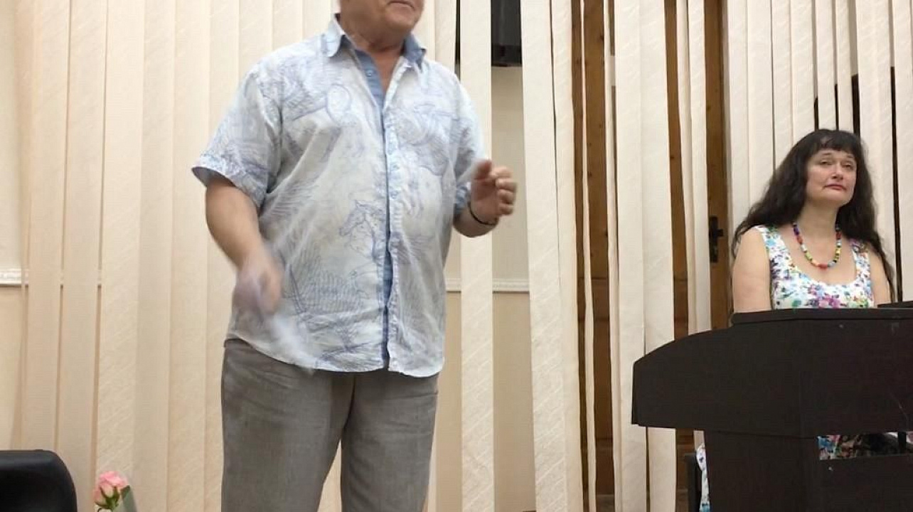 В библиотеке имени Н. А. Некрасова прошла творческая встреча «Осень на пороге»