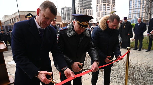 Евгений Наумов принял участие в открытии участкового пункта полиции в пос. Знаменском Краснодара