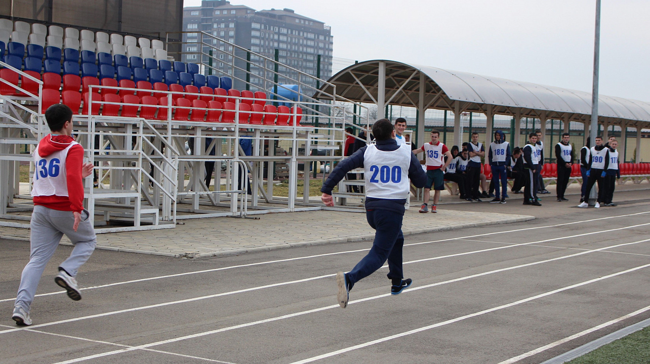 Студенты краснодарских ВУЗов начали выполнять нормативы ГТО