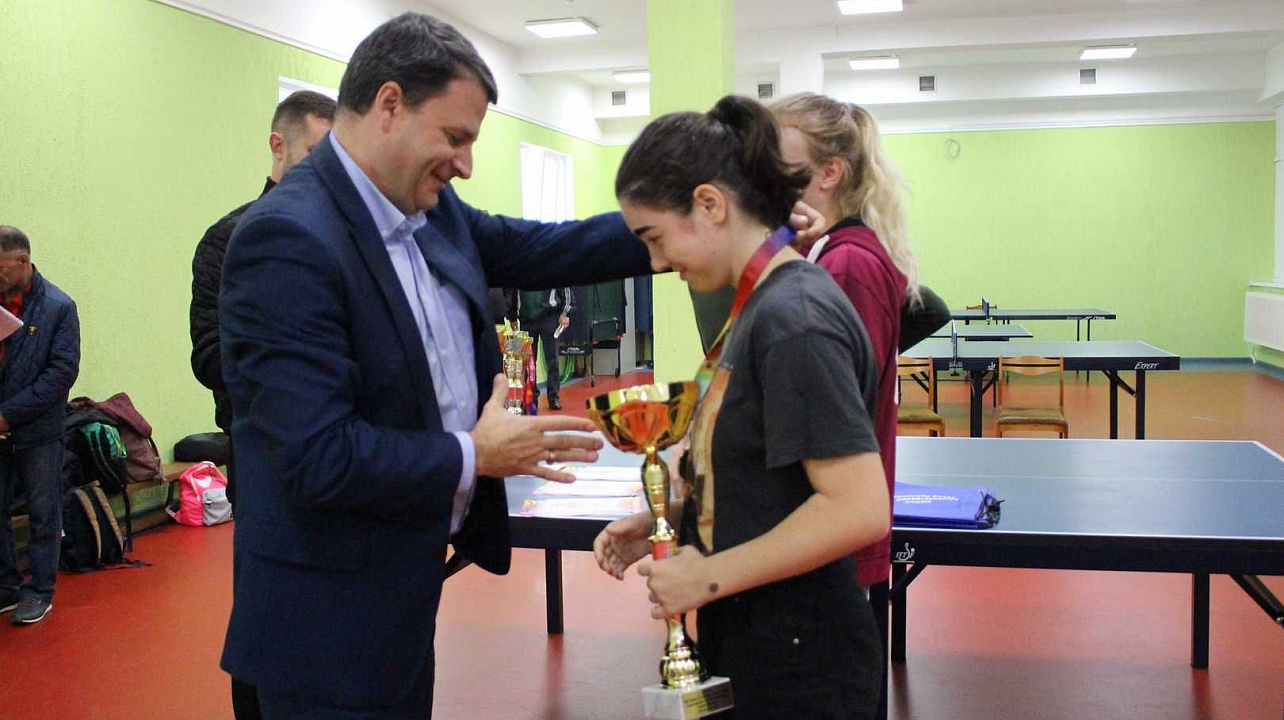 Теннис награждение (11).JPG